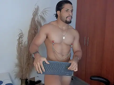 evansdark01 stripchat live cam model