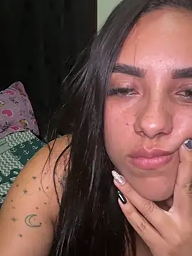 Damnhot26 stripchat live cam model