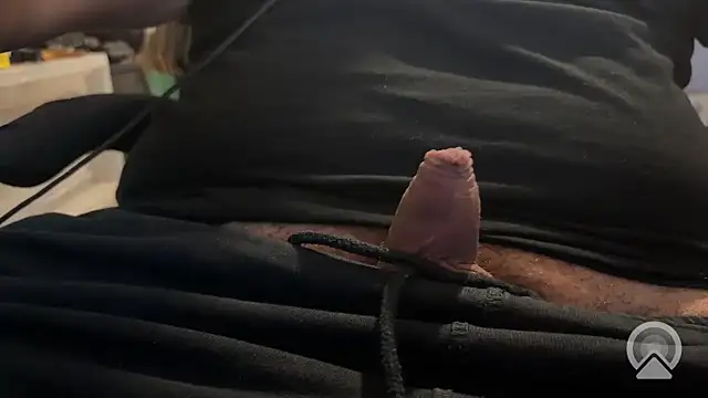 pinnaaaa_ stripchat live cam model