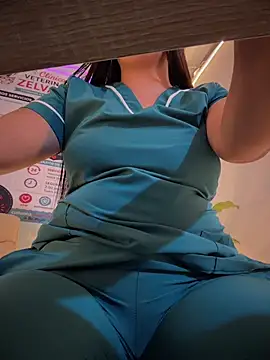 noah-harper- stripchat live cam model