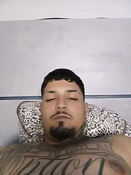 Mrmalvadin69 stripchat live cam model