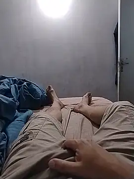 engineer_1980 stripchat live cam model