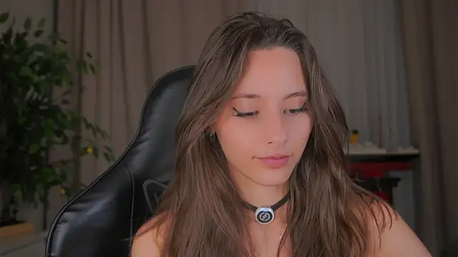 EditaBails stripchat live cam model