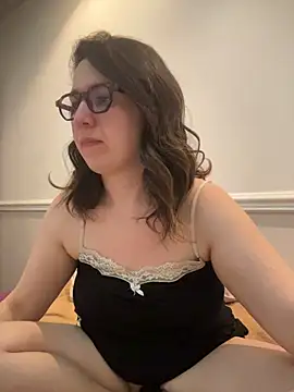 amooraaamoon stripchat live cam model