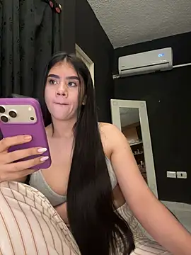 alhaana_ stripchat live cam model