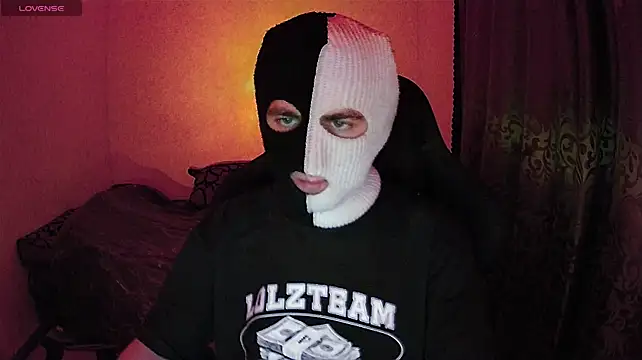 ZXCENSORED- stripchat live cam model