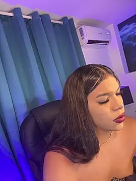 Keira_Fox31 stripchat live cam model