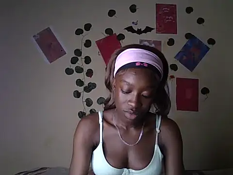 Nadama stripchat live cam model