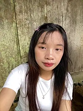 Xiuxiu-zz stripchat live cam model