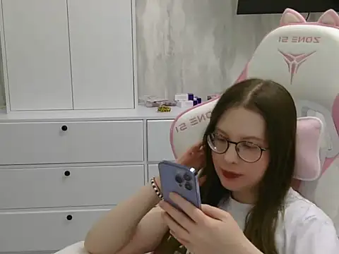Elvirada stripchat live cam model