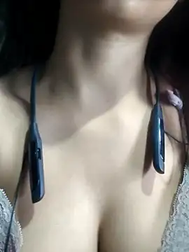 Jannatul7 stripchat live cam model