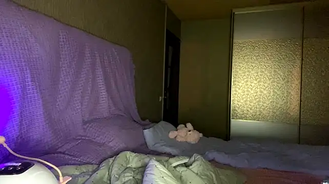 JenelleWhitehead stripchat live cam model