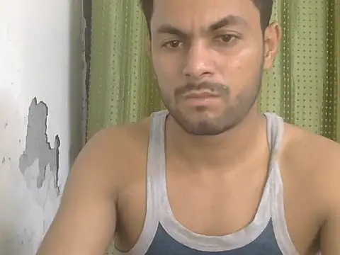 Stubborndesiboy stripchat live cam model