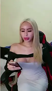 celest_yummy stripchat live cam model