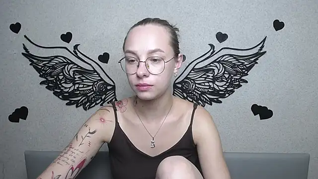 SteshaGlass stripchat live cam model