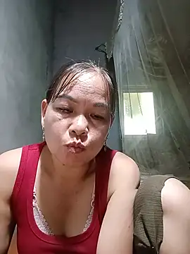 emgaihoixuan stripchat live cam model