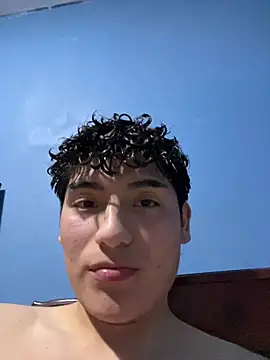 PierbellakoCum stripchat live cam model