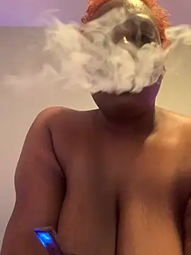Nydialondon314 stripchat live cam model