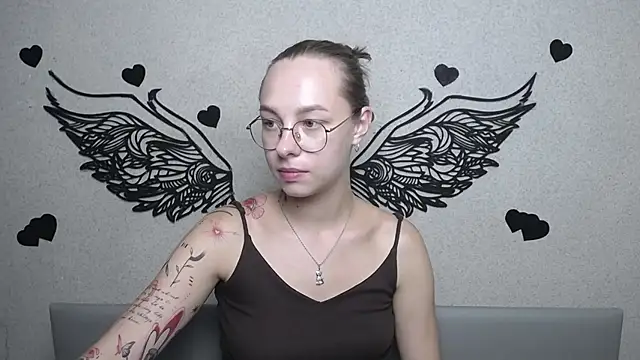SteshaGlass stripchat live cam model