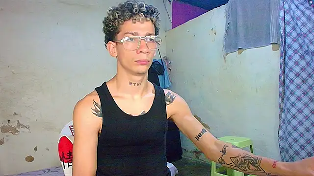 mateodeamjo_07 stripchat live cam model