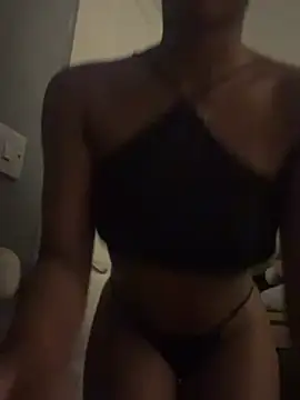 Babymarii stripchat live cam model
