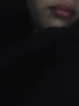 Elinaax stripchat live cam model