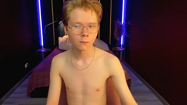 DanielSanders stripchat live cam model