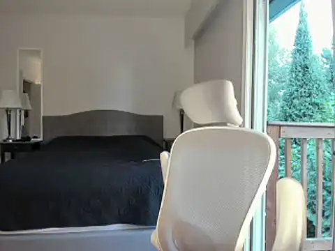 I_LOVE_YOUUU stripchat live cam model