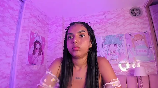 Jessgarcia__ stripchat live cam model
