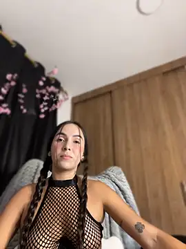 ScarletDarkMuse stripchat live cam model