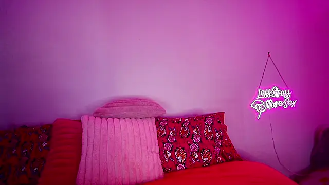 CamirynVale stripchat live cam model