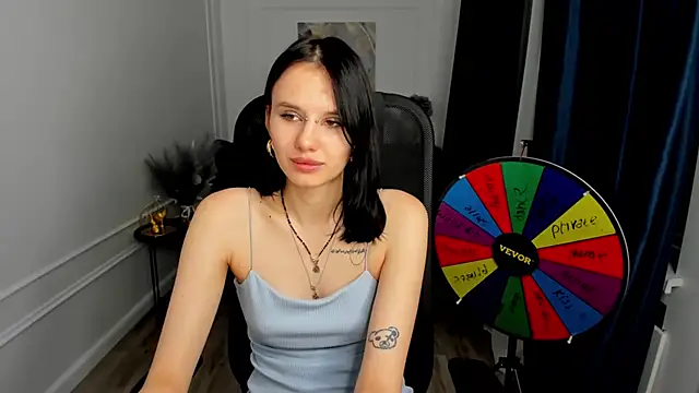 AlicePertim stripchat live cam model