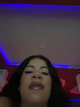 curlygirl777 stripchat live cam model