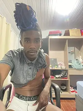 JovemBlackCwb stripchat live cam model