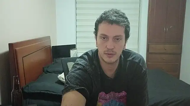 hardaftercum stripchat live cam model