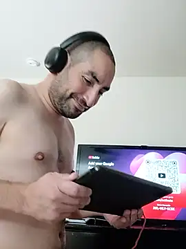 Brandon_Lee83@xh stripchat live cam model