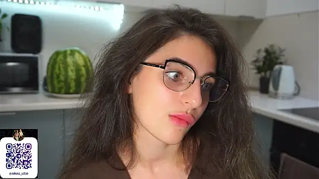 LexiaMirel stripchat live cam model