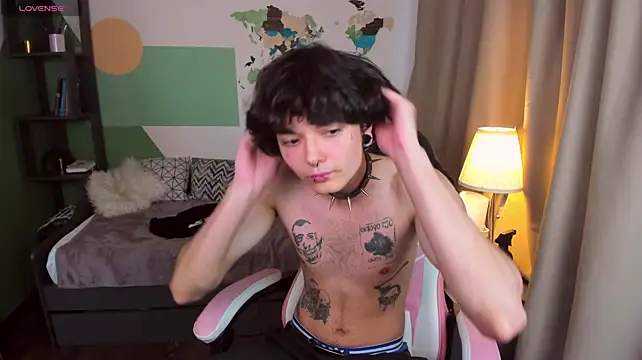 YoungHeartbroker stripchat live cam model