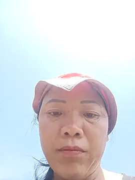 Hope-ee stripchat live cam model
