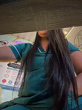 noah-harper- stripchat live cam model