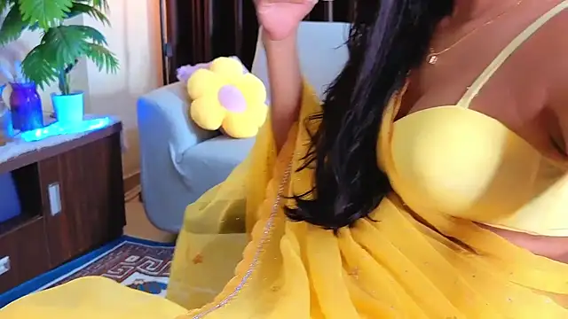 BOoo_3 stripchat live cam model