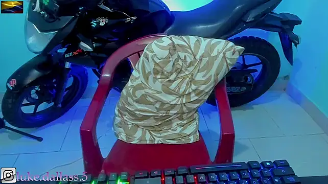 zeus_7777 stripchat live cam model