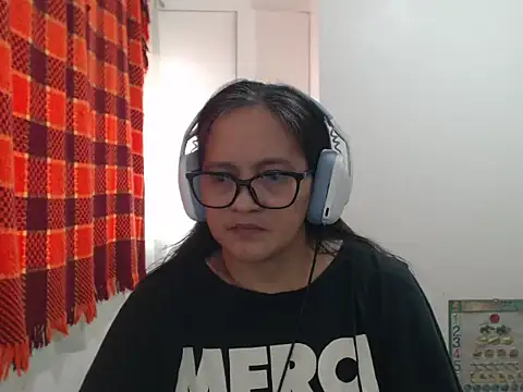 Kinkybela2025 stripchat live cam model