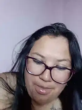 emmy_collin stripchat live cam model