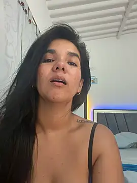 tezza-smith stripchat live cam model