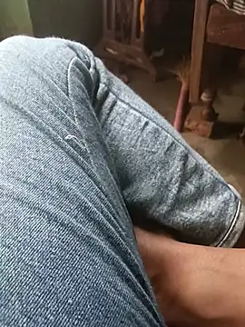 sirireha stripchat live cam model