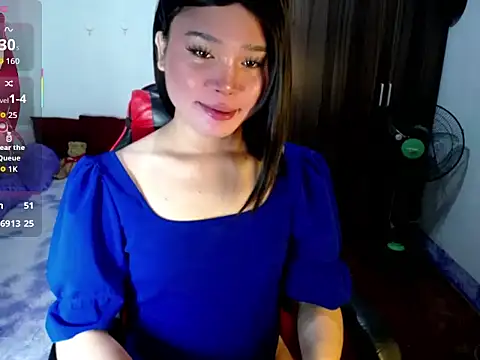 sofiathe1st stripchat live cam model