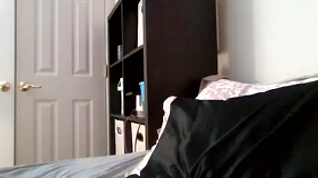 Brihorny stripchat live cam model