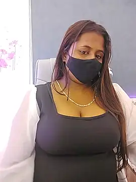 LoveLy-Soneya stripchat live cam model