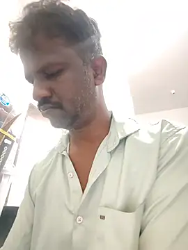 Paramkeerthi stripchat live cam model
